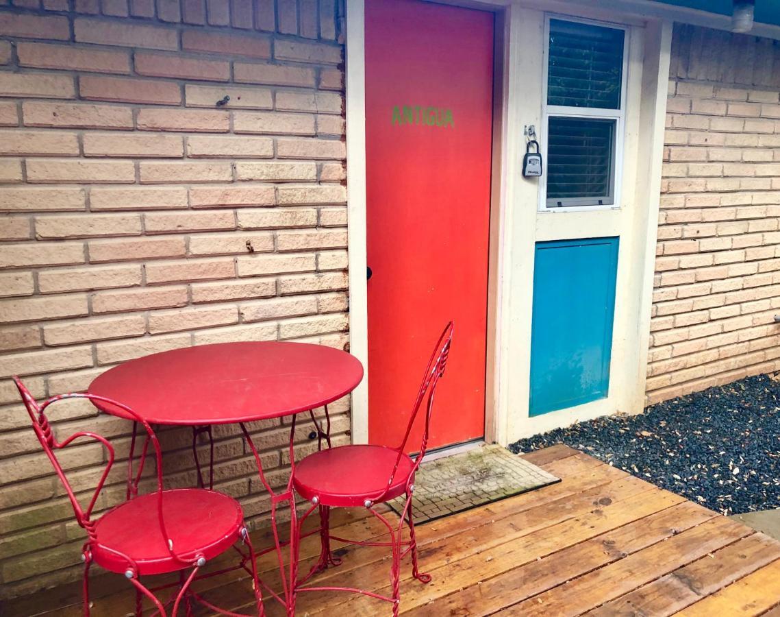 The Cove Bnb Hudson Bend Eksteriør bilde